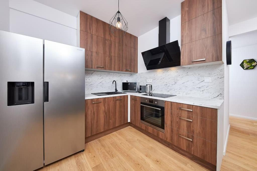 5Min2Centre, View & Free Parking Apartment Братислава Екстериор снимка