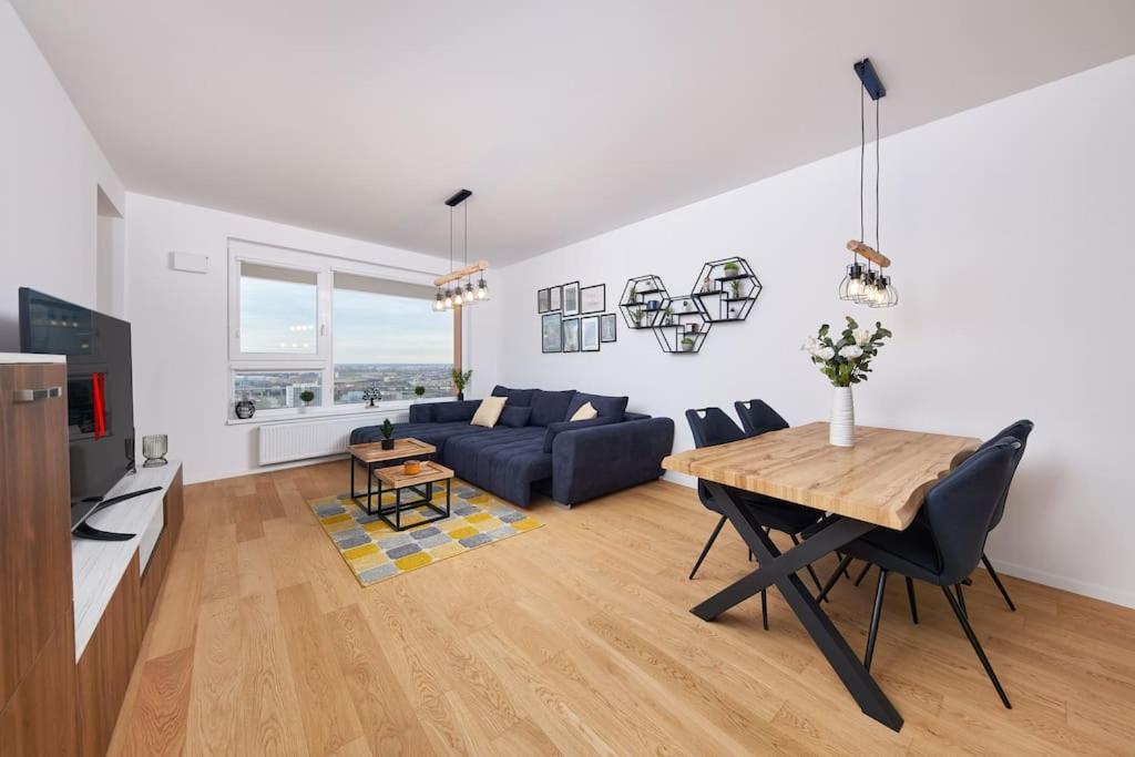 5Min2Centre, View & Free Parking Apartment Братислава Екстериор снимка